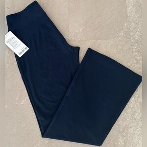 Lululemon Groove Nulu High-Rise Flared Pant *Regular Size 14